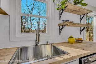 9894 Breezeway Terrace, Tobyhanna, PA 18466 - Photo 9