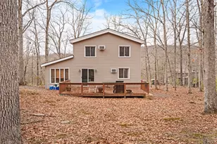 270 Manchester Dr, Bushkill, PA 18324 - Photo 9