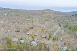 270 Manchester Dr, Bushkill, PA 18324 - Photo 47