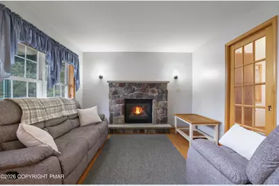  155 Oak Place, Blakeslee, PA 18610 - Photo 3