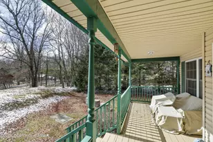 155 Oak Pl, Blakeslee, PA 18610 - Photo 5