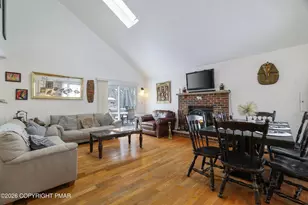 2638 Foxledge Dr, Tobyhanna, PA 18466 - Photo 9