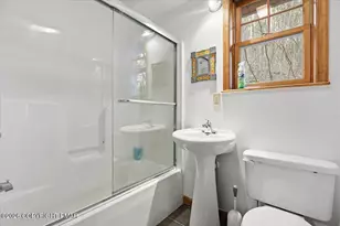 667 Sylvan Cascade Rd, Henryville, PA 18332 - Photo 35