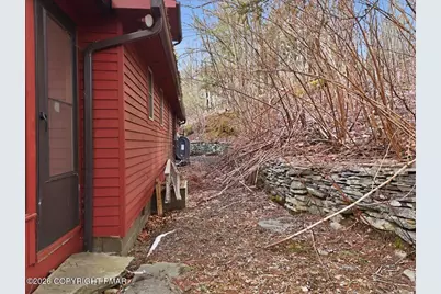  667 Sylvan Cascade Road, Henryville, PA 18332 - Photo 47