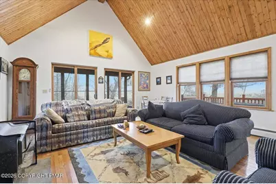  667 Sylvan Cascade Road, Henryville, PA 18332 - Photo 9