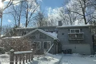 152 Fairview Ave, Mount Pocono, PA 18344 - Photo 1