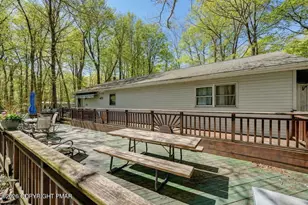 8566 Hillcrest Dr, Tobyhanna, PA 18466 - Photo 5