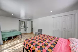 8 Button Wood Rd, Lake Harmony, PA 18624 - Photo 35