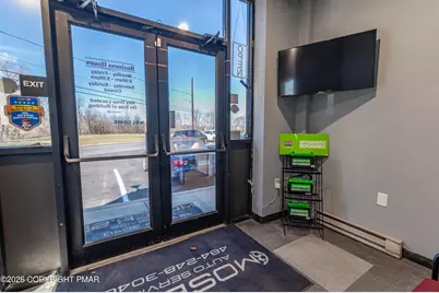  2227 N 3rd Avenue, Whitehall, PA 18052 - Photo 3