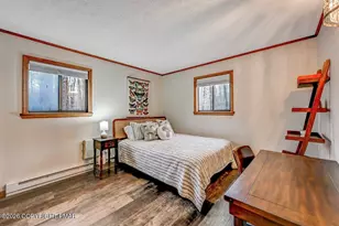 1266 Longrifle Rd, Pocono Pines, PA 18350 - Photo 15