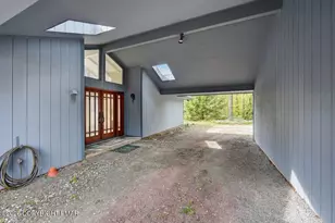 5176 Pioneer Trail Trail, Pocono Pines, PA 18350 - Photo 3