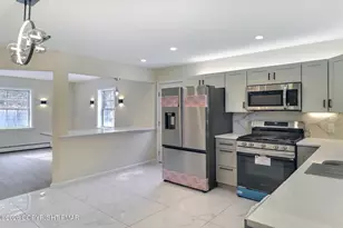 316 White Pine Dr, Stroudsburg, PA 18360 - Photo 11