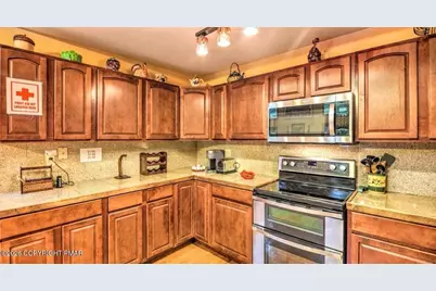  16 Acres Of Diamonds Court, Covington Township, PA 18424 - Photo 37