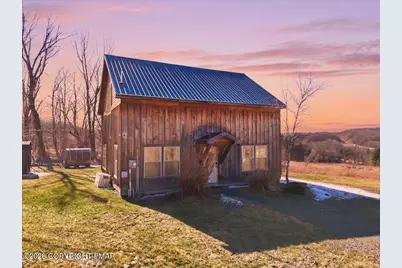  663 Sterling Road, Sterling, PA 18463 - Photo 9