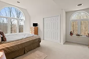 8 Kickapoo Dr, Hazle Township, PA 18202 - Photo 39