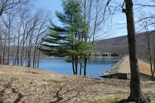8 Kickapoo Dr, Hazle Township, PA 18202 - Photo 113