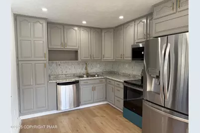  215 Greenbriar Circle, Tobyhanna, PA 18466 - Photo 23
