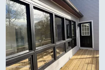  215 Greenbriar Circle, Tobyhanna, PA 18466 - Photo 5