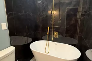 215 Greenbriar Cir, Tobyhanna, PA 18466 - Photo 17