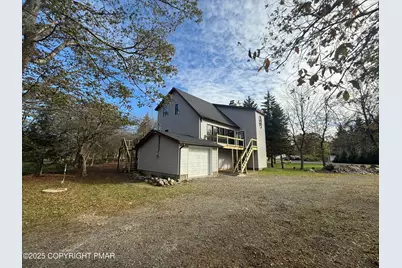  215 Greenbriar Circle, Tobyhanna, PA 18466 - Photo 3