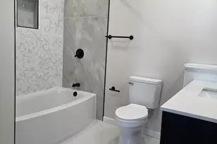 48 W Division St, Hanover Township, PA 18706 - Photo 15