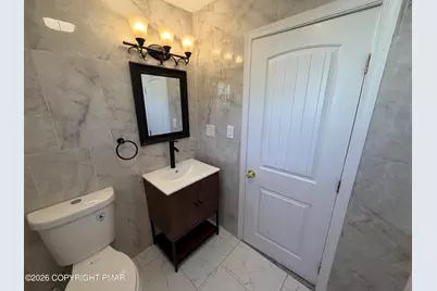  846 Thomas Street, Stroudsburg, PA 18360 - Photo 17