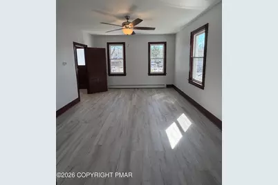  846 Thomas Street, Stroudsburg, PA 18360 - Photo 19