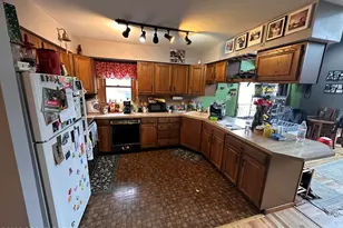 1173 Coolbaugh Rd, East Stroudsburg, PA 18302 - Photo 13