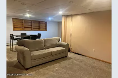  370 Andrews Circle, Stroudsburg, PA 18360 - Photo 7