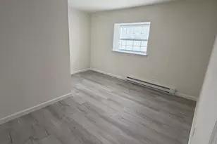 240 Harris St, East Stroudsburg, PA 18301 - Photo 3