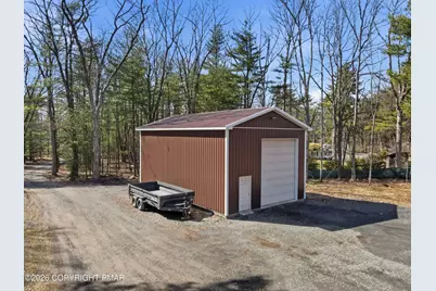  3032 Route 715, Henryville, PA 18332 - Photo 9