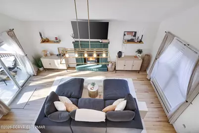  1094 Country Place Drive, Tobyhanna, PA 18466 - Photo 5