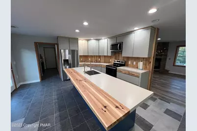  113 Fair Hills Lane, Kunkletown, PA 18058 - Photo 5