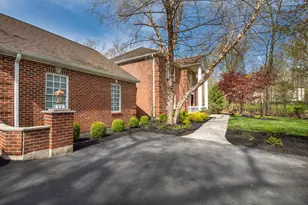 195 Great Bear Way Rd, East Stroudsburg, PA 18302 - Photo 1