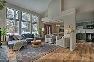 9 Beachwood Ct, Lake Harmony, PA 18624 - Photo 3