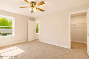8585 Periwinkle Dr, Tobyhanna, PA 18466 - Photo 15