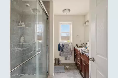  225 Swan Court, East Stroudsburg, PA 18302 - Photo 19