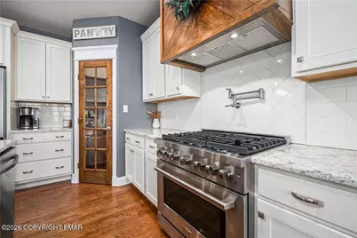  106 Lumbermill Lane, Stroudsburg, PA 18360 - Photo 11