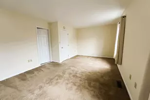 124 Eaglesmere Cir, East Stroudsburg, PA 18301 - Photo 19