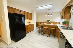 124 Eaglesmere Cir, East Stroudsburg, PA 18301 - Photo 7