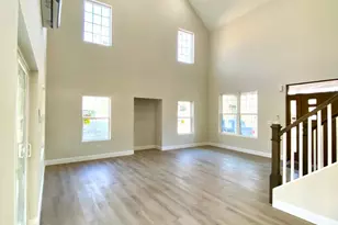 1109 N Rocky Mountain Dr, Effort, PA 18330 - Photo 5