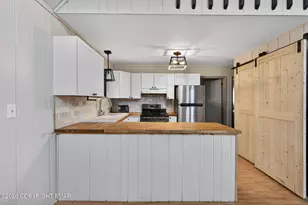 149 Regent St, Bushkill, PA 18324 - Photo 15