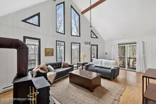 149 Regent St, Bushkill, PA 18324 - Photo 7