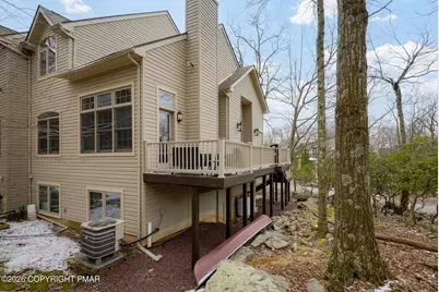  7 Wildbriar Court, Lake Harmony, PA 18624 - Photo 3