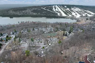 7 Wildbriar Ct, Lake Harmony, PA 18624 - Photo 7