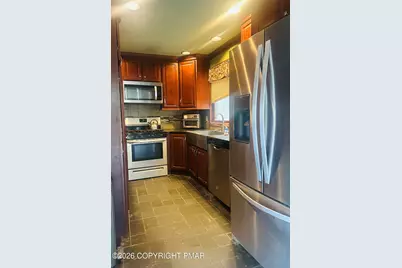  1550 Astolat Road, Effort, PA 18330 - Photo 5