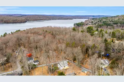  107 Juniper Drive, Greentown, PA 18426 - Photo 13