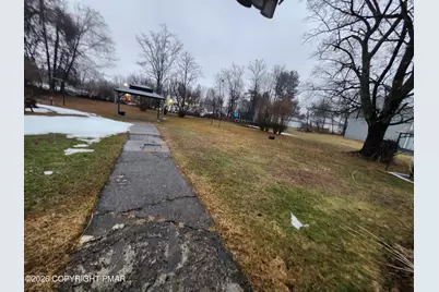  223 Howard Street, Stroudsburg, PA 18360 - Photo 37