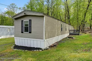 2606 Oakwood Ct, East Stroudsburg, PA 18302 - Photo 3