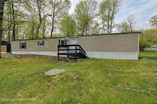 2606 Oakwood Ct, East Stroudsburg, PA 18302 - Photo 1